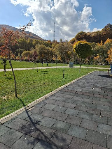 Tatvan Recreation and Picnic Area - 4