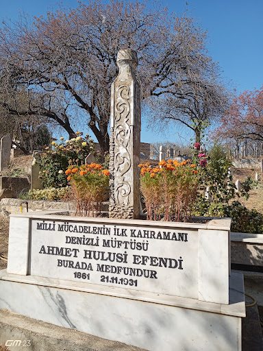 Tomb of Denizli Mufti Ahmet Hulusi Efendi - 1
