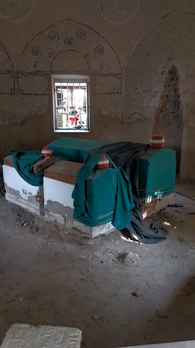 Hüsamettin Efendi Tomb - 2
