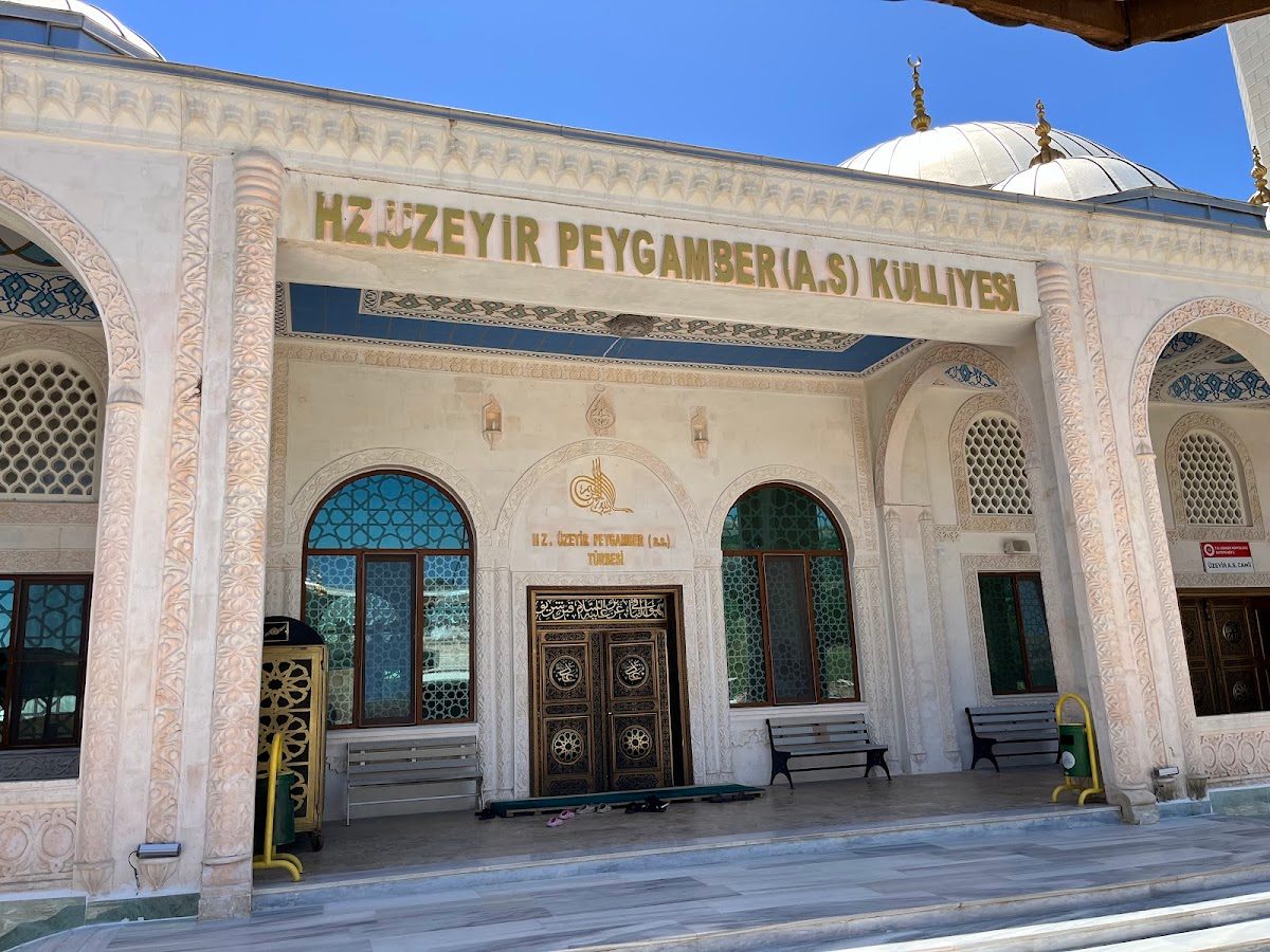 Tomb of Prophet Uzeyr - 4