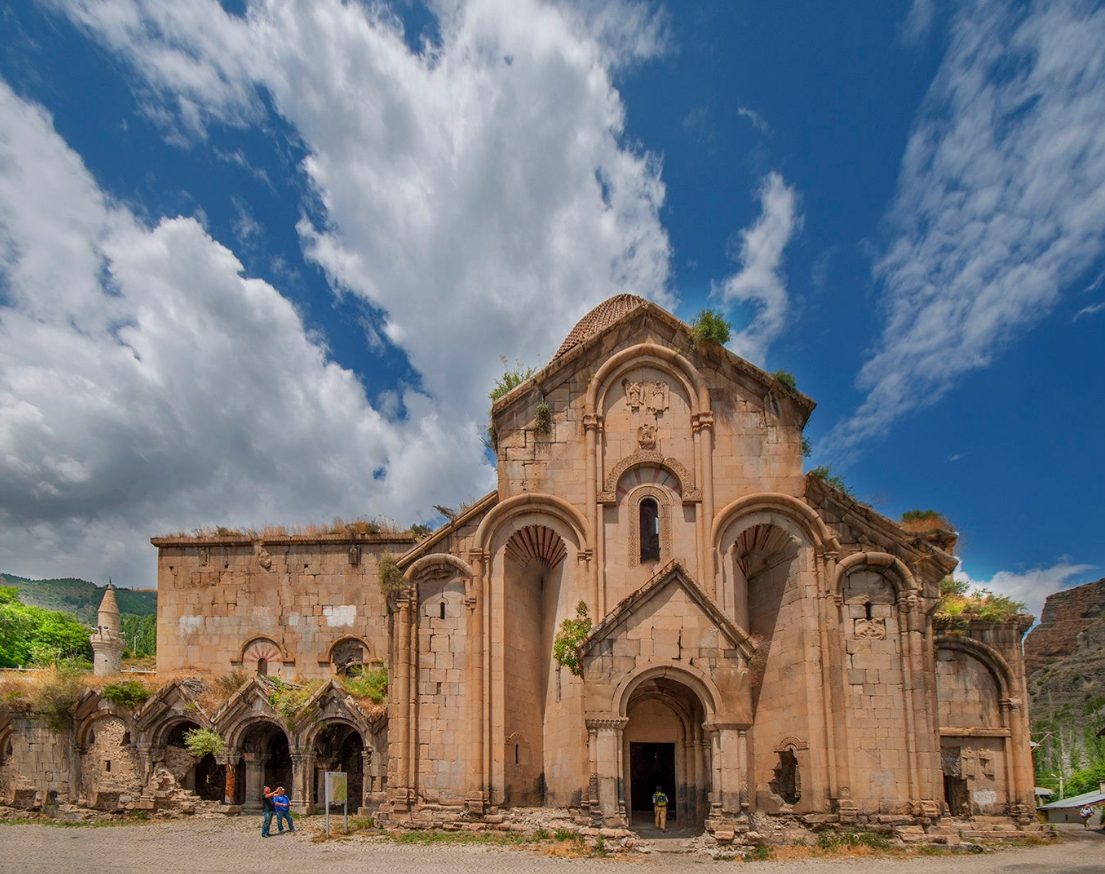 Oshvank Monastery