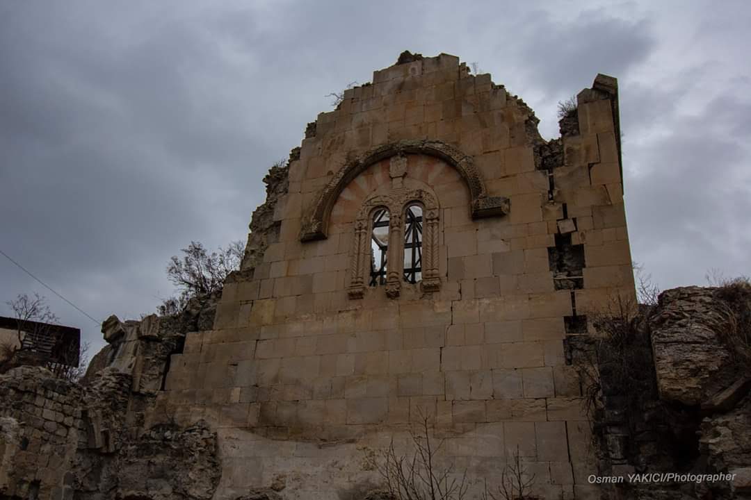 Oshvank Monastery - 5