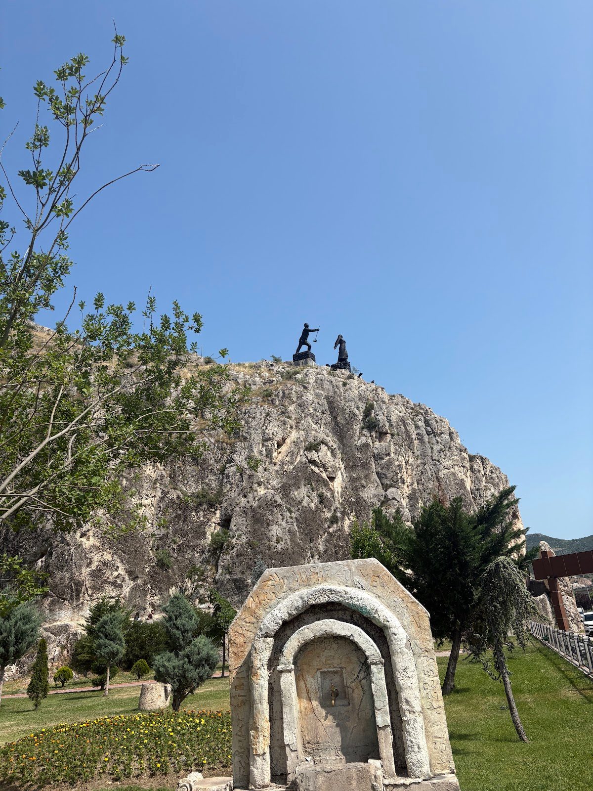 Ferhat and Şirin Statue - 5