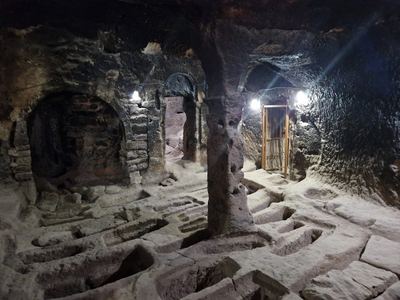 Saratlı Yeraltı Şehri